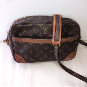 Authentic Louis Vuitton Trocadero